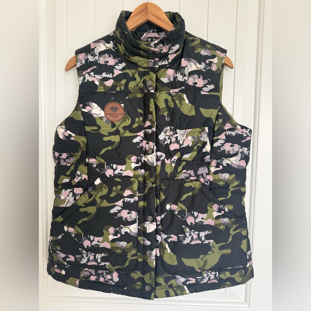 Obermeyer Mila Down Vest Camo Floral Ski Puffer Jacket Outerwear Warm Cozy Large